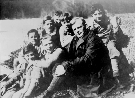 bonhoeffer with congregation